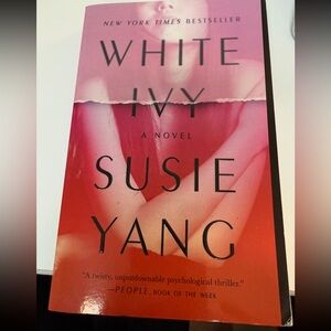 White Ivy : A Read with Jenna Pick by Susie Yang 2021 Paperback like new
